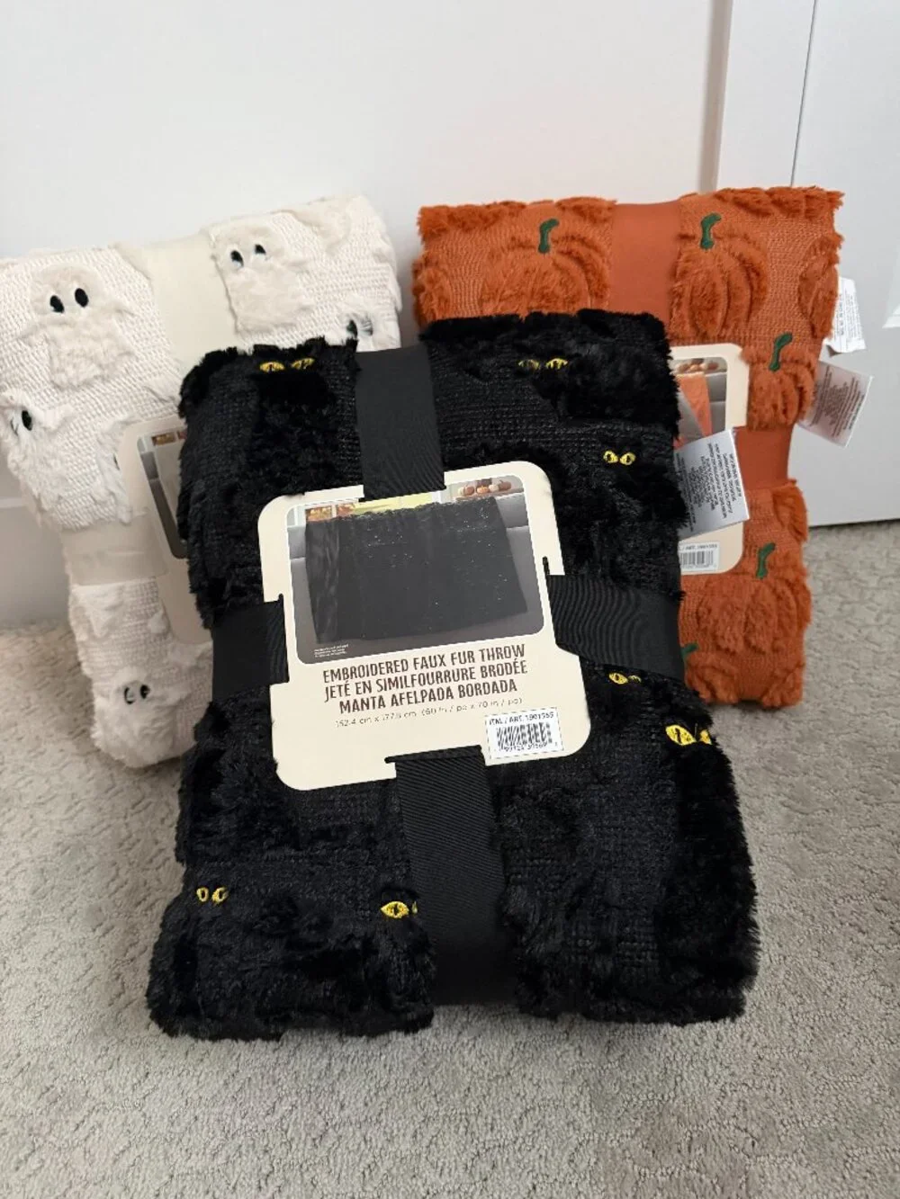Tik-Tok MUST HAVE Halloween Throw Blankets - Set of 3; cat, ghost and pumpkin
